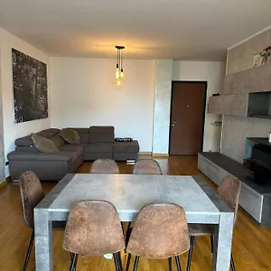 https://casa-michelangelo-1.it-tuscanyhotel.com